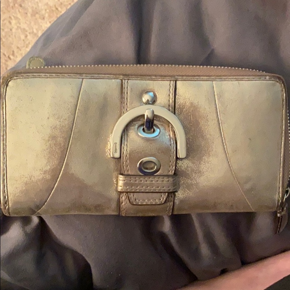 Coach zippered Soho metallic wallet